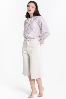 CAMICIA A RIGHE CON COLLETTO AMPIO FIORENZA AMADORI 35791
&nbsp; 