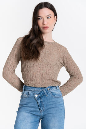 MAGLIA IN PIZZO MANICA LUNGA FIORENZA AMADORI 69152
&nbsp; 