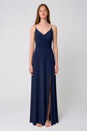 ABITO LUNGO SPALLINE GIOIELLO FIORENZA AMADORI A5268T7
&nbsp; 