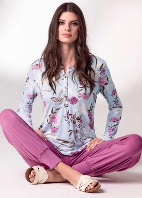 Women&#39;s long-sleeved pajamas in printed viscose Lormar Printemps PRI652565 