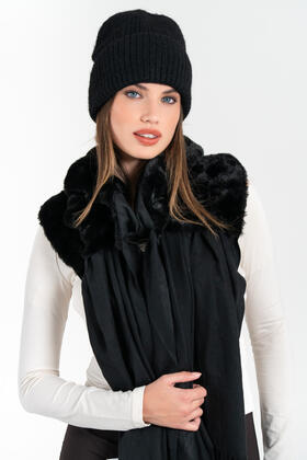 SCIARPA DONNA CON PELLICCIA FIORENZA AMADORI 63005N
&nbsp; 