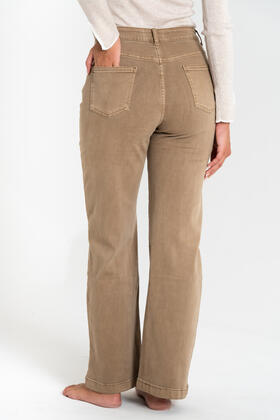 FIORENZA AMADORI KW-8738 WOMEN&#39;S WIDE-FIT JEANS 