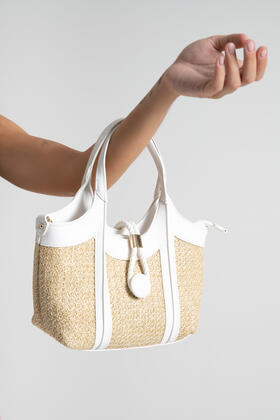 BORSA DONNA CON MANICO FIORENZA AMADORI CE207
&nbsp; 