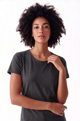 T-SHIRT BASICA GIROCOLLO BSW050FA FIORENZA AMADORI
&nbsp; 
