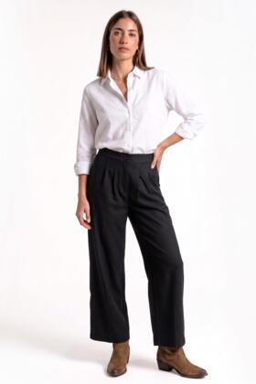 PANTALONE AMPIO CON PINCES FIORENZA AMADORI YV349
&nbsp; 