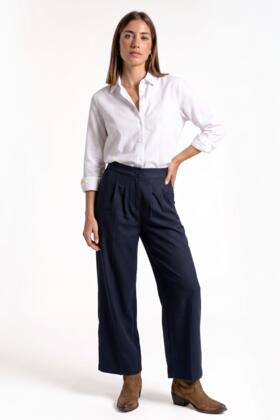 PANTALONE AMPIO CON PINCES FIORENZA AMADORI YV349
&nbsp; 
