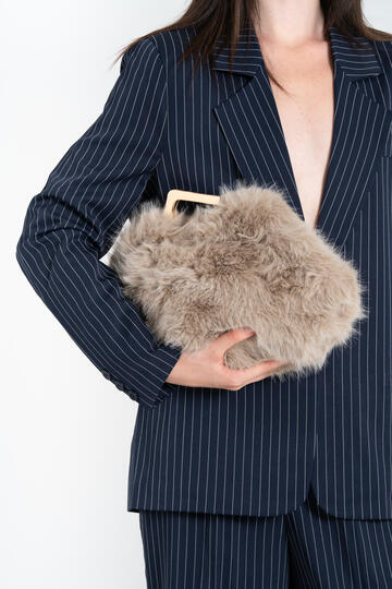 POCHETTE IN PELO CON MANICO FIORENZA AMADORI FF27437 - Fiorenza Amadori