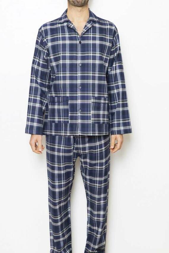 Men's opened light flannel pajamas Olimpia 813