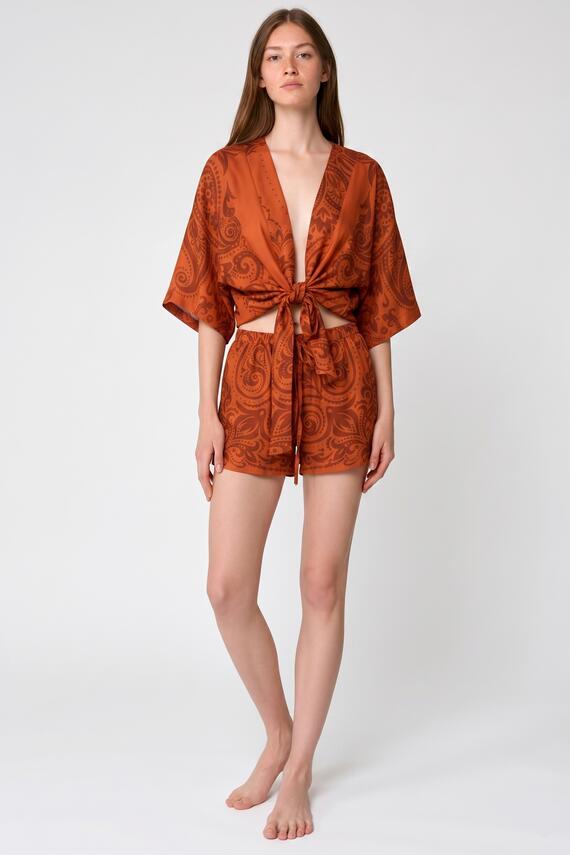 SHORT BANDANA FIORENZA AMADORI 9004&nbsp;
&nbsp;