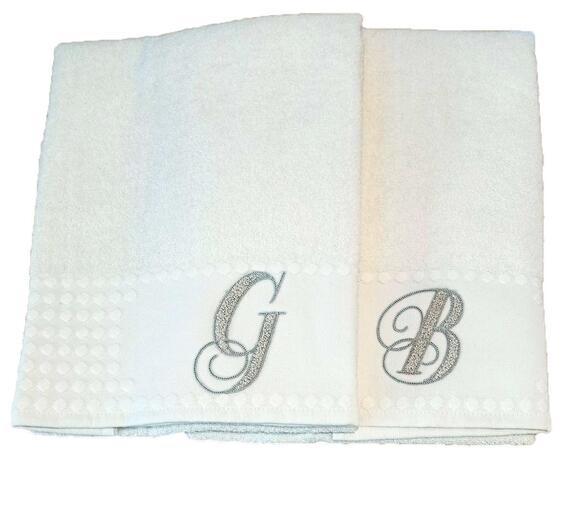 Terry towel + guest bath set with Vingi Alphabet initials embroidery