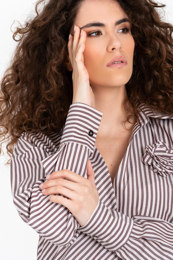 CAMICIA RIGATA FIORENZA AMADORI C1158
&nbsp;