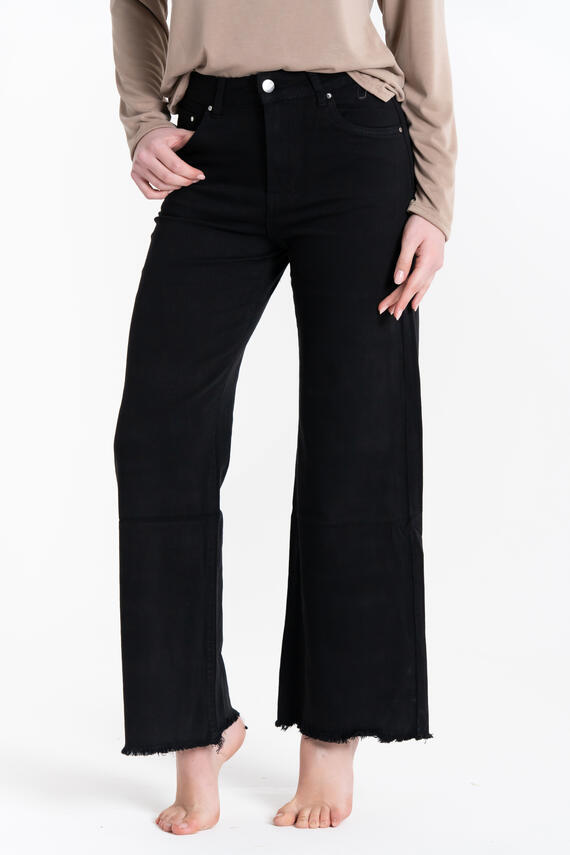 JEANS A PALAZZO FIORENZA AMADORI 983-1&nbsp;
&nbsp;