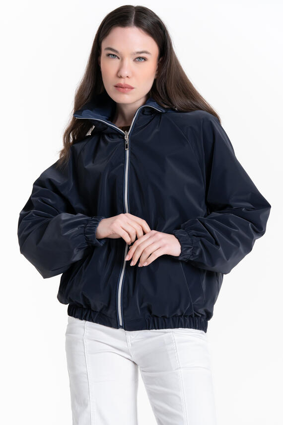 GIACCA ANTIVENTO CON CAPPUCCIO E ZIP FIORENZA AMADORI Q06