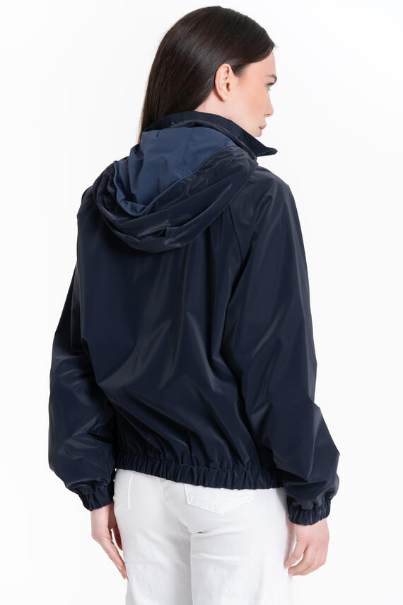 GIACCA ANTIVENTO CON CAPPUCCIO E ZIP FIORENZA AMADORI Q06