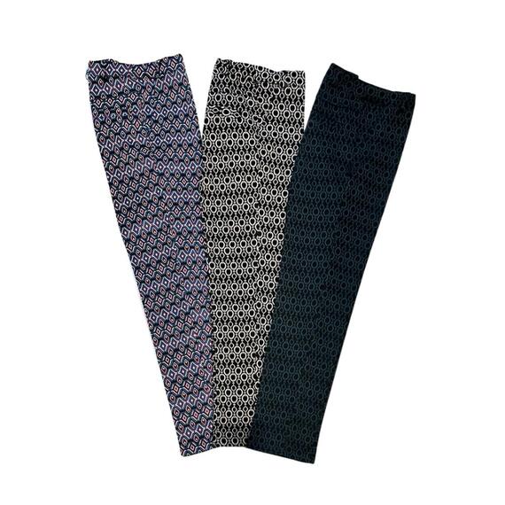 
PANTALONE DONNA A FANTASIA SOPRA LE RIGHE P150-180
 