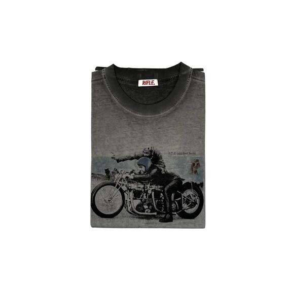 T-SHIRT UOMO SFUMATA CON STAMPA RIFLE RFT541