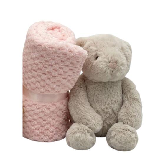 Coffret cadeau pour bébé comprenant une couverture douce en polaire et un ours en peluche ou un lapin en peluche.