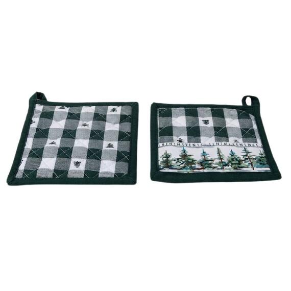 Set of 2 Winter Forest 18x18 kitchen potholders